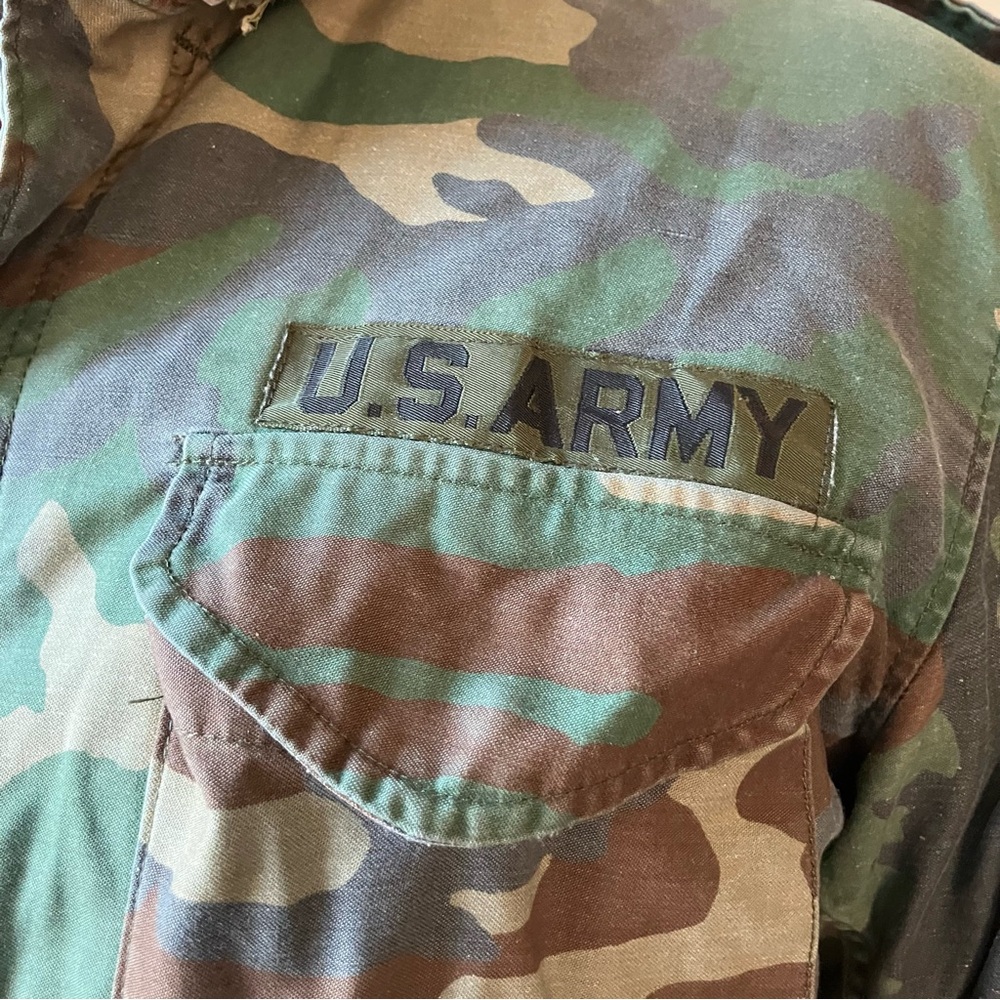 Military Surplus U.S. Army Short Size Camo Field Jacket - Picture 5 of 12